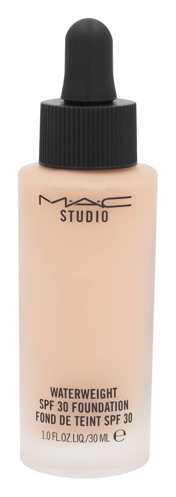 MAC Studio Waterweight NC20 swatches show natural shade and buildable coverage