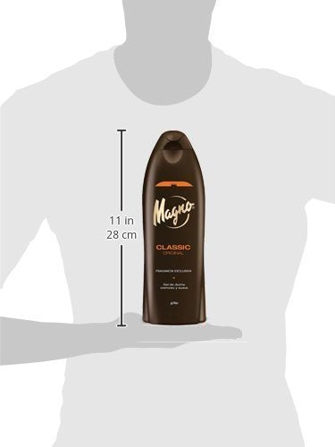 Magno shower gel close-up of creamy black gel with rich texture