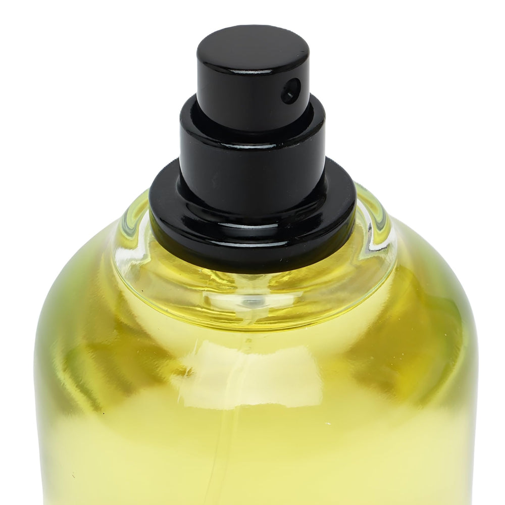 Jean Lowe Immortel spray cap close-up highlights bold, sophisticated fragrance.
