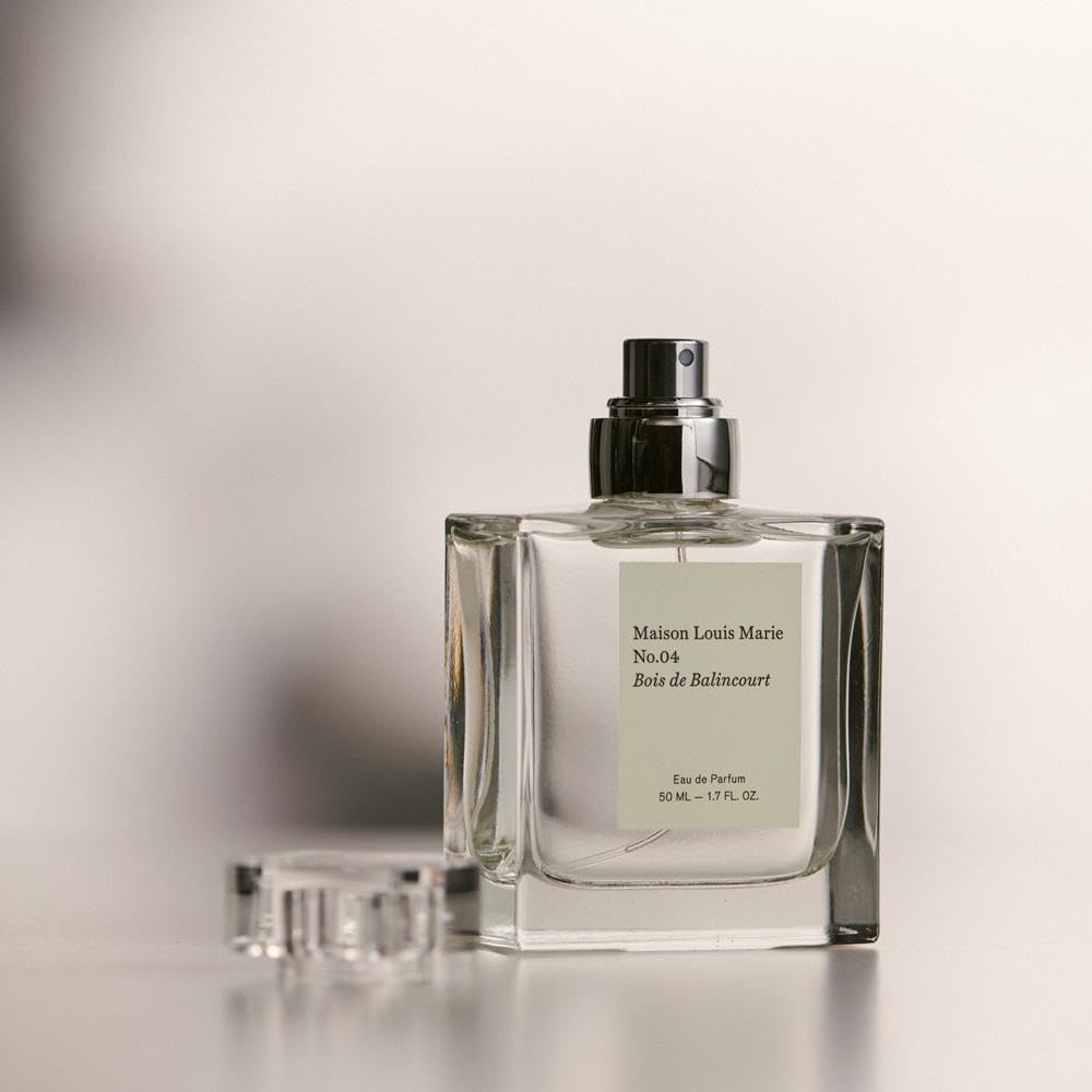 Maison Louis Marie No.04 Bois de Balincourt vegan cruelty-free label on packaging