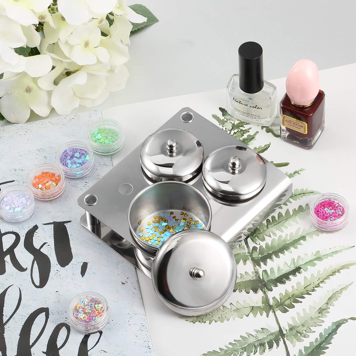Maitys stainless steel cup with dust-proof lid emphasizing hygiene.
