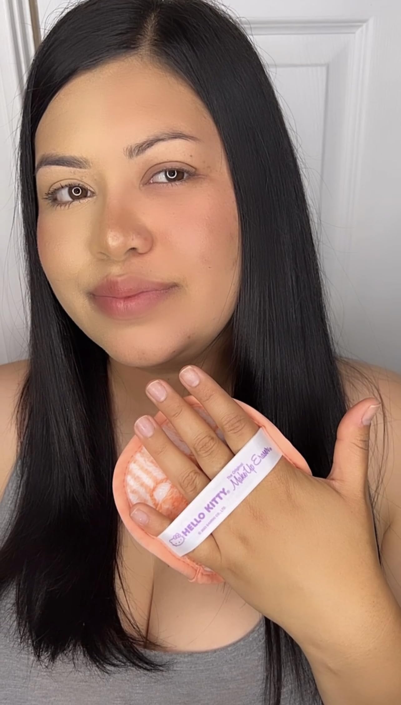 MakeUp Eraser no-chemicals claim close-up reinforces skin-safe chemical-free makeup removal