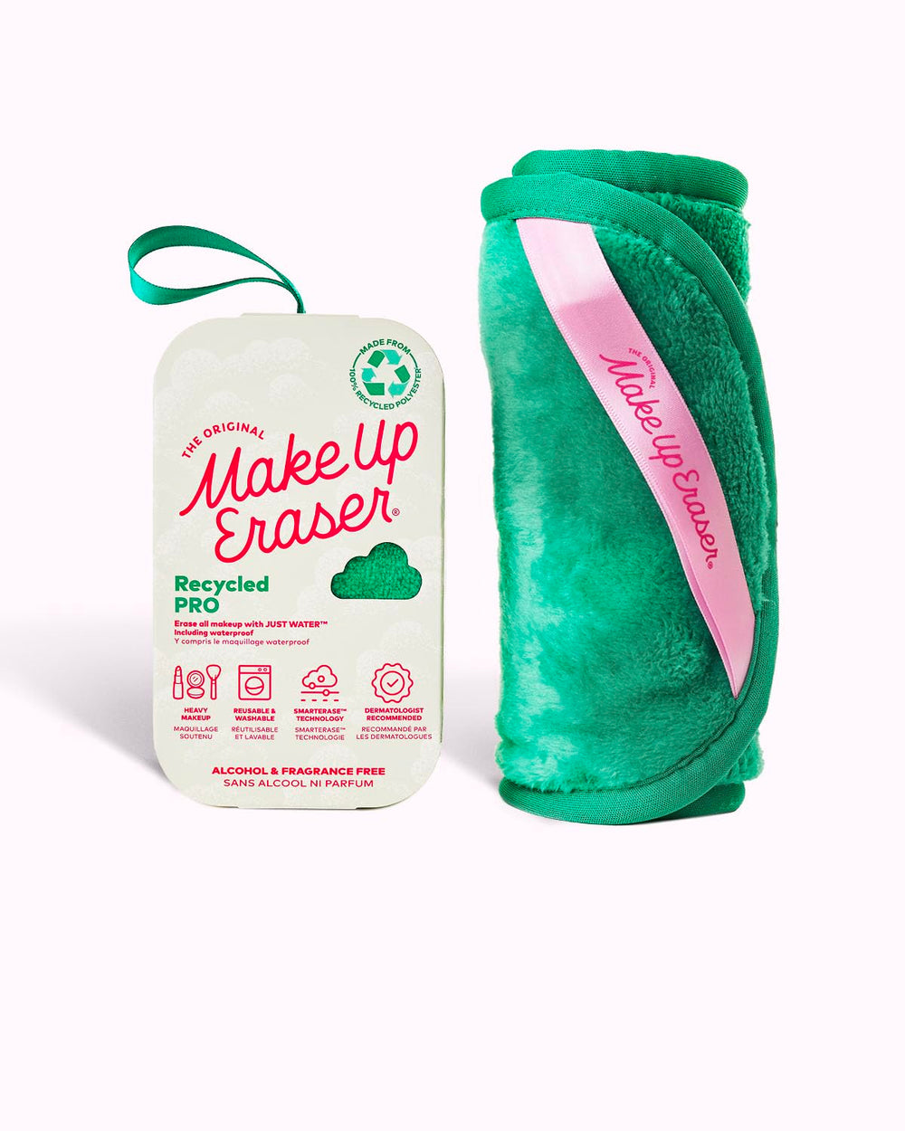 MakeUp Eraser Pro fiber closeup wet for gentle water-based makeup removal
