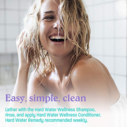 Malibu C Hard Water Wellness Shampoo wet hair test shows mineral removal and shine.