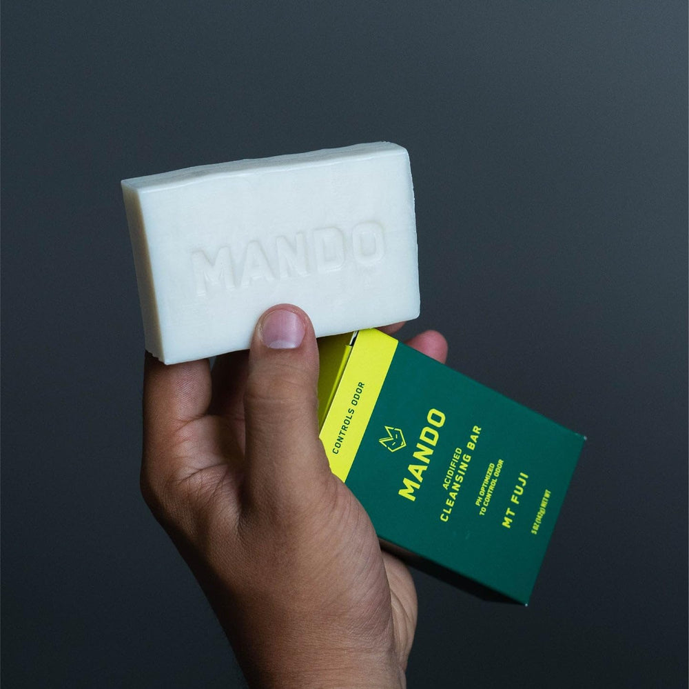 Mando Acidified Cleansing Bar mandelic acid highlight supports pH balance for skin.