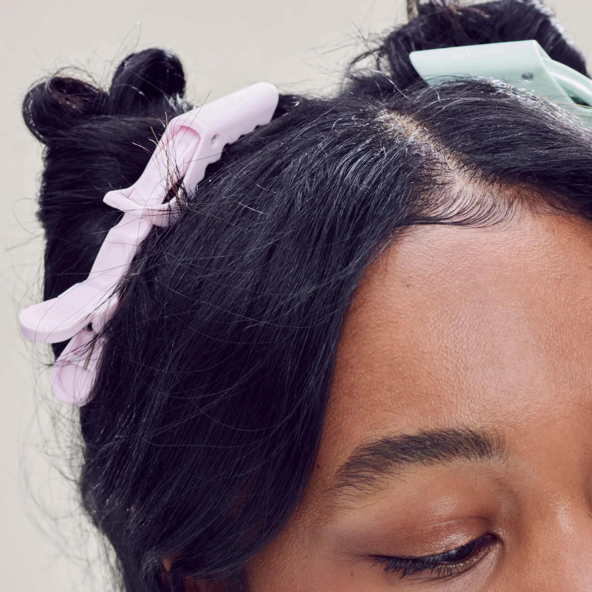 Mane All Grip No Slip clip during blow-drying demonstrates hands-free control