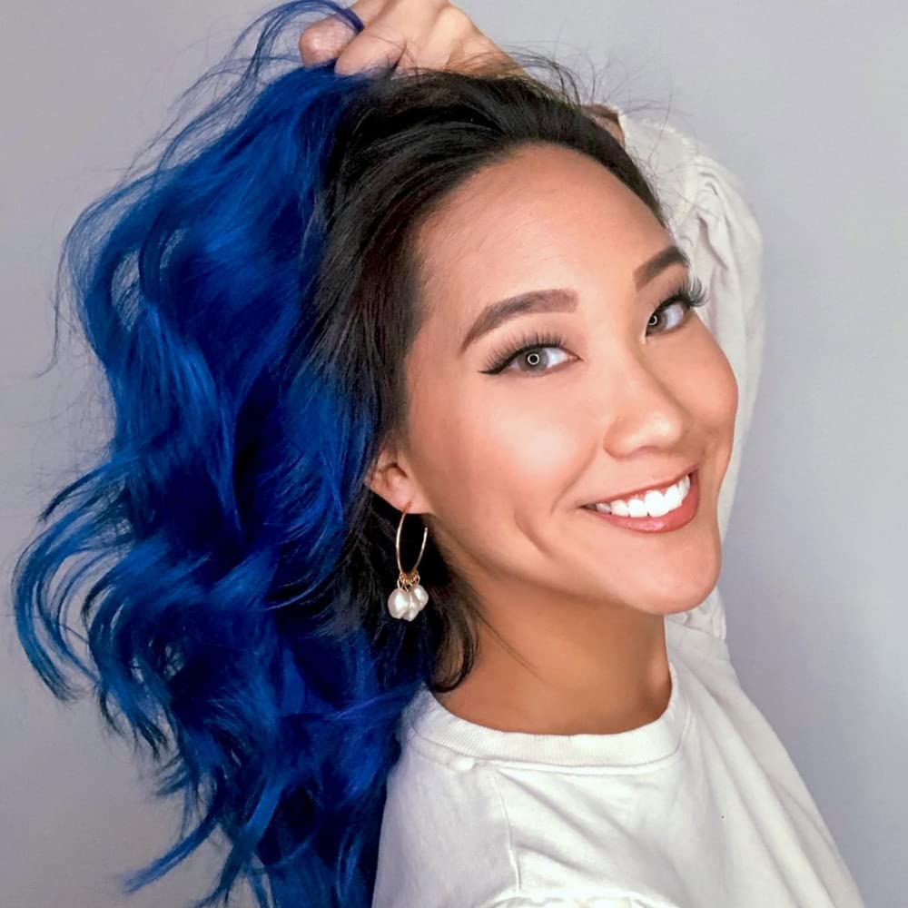MANIC PANIC Shocking Blue conditioning formula keeps hair soft, hydrated, and manageable.