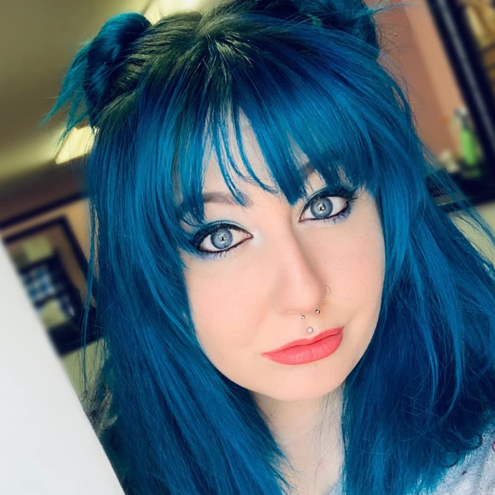 MANIC PANIC Voodoo Blue pre-lightened-hair image implies optimal results on pale bases.