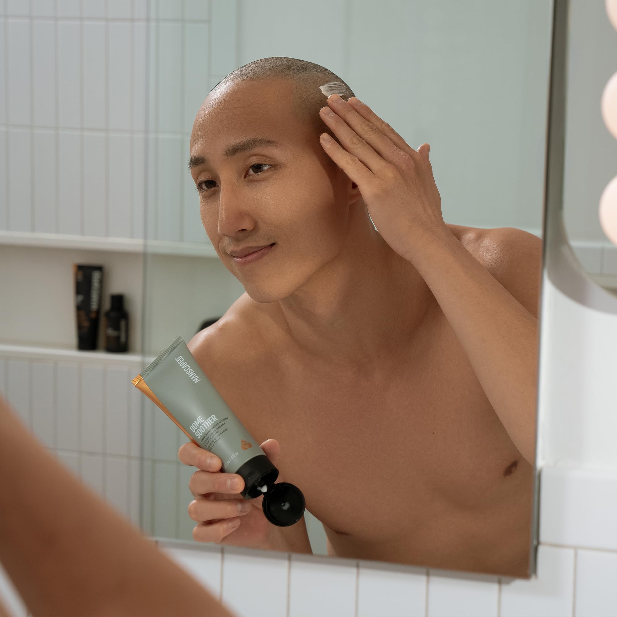 MANSCAPED Travel lock keeps your Dome Shaver PRO secure on the go.