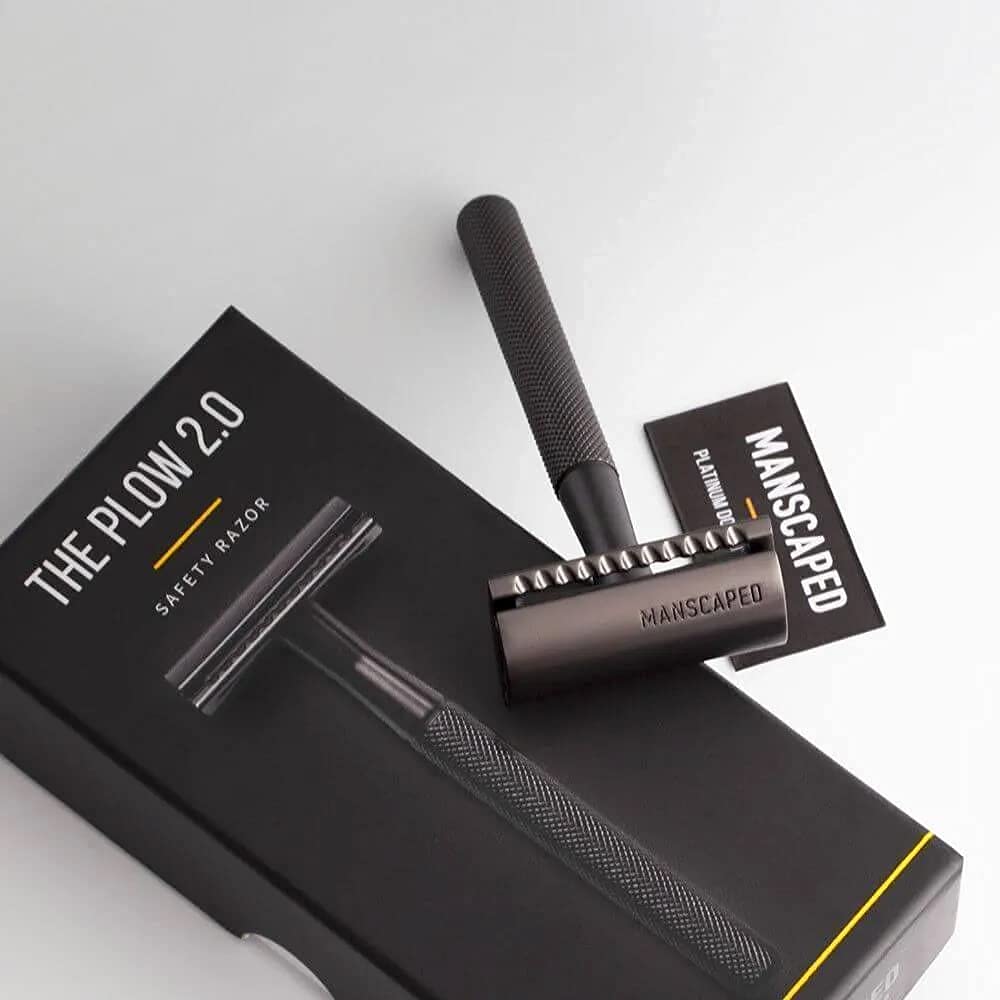 MANSCAPED The Plow 2.0 packaging-ready set suitable for gifting.