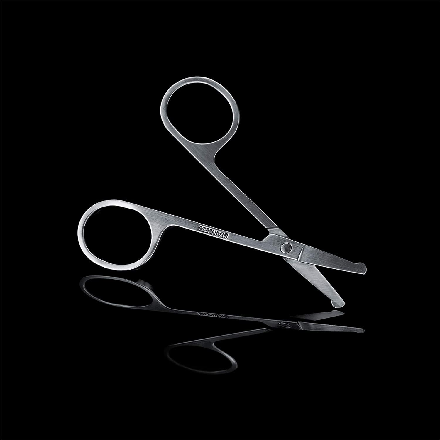 MANSCAPED Shears 2.0 travel case open with all tools visible.