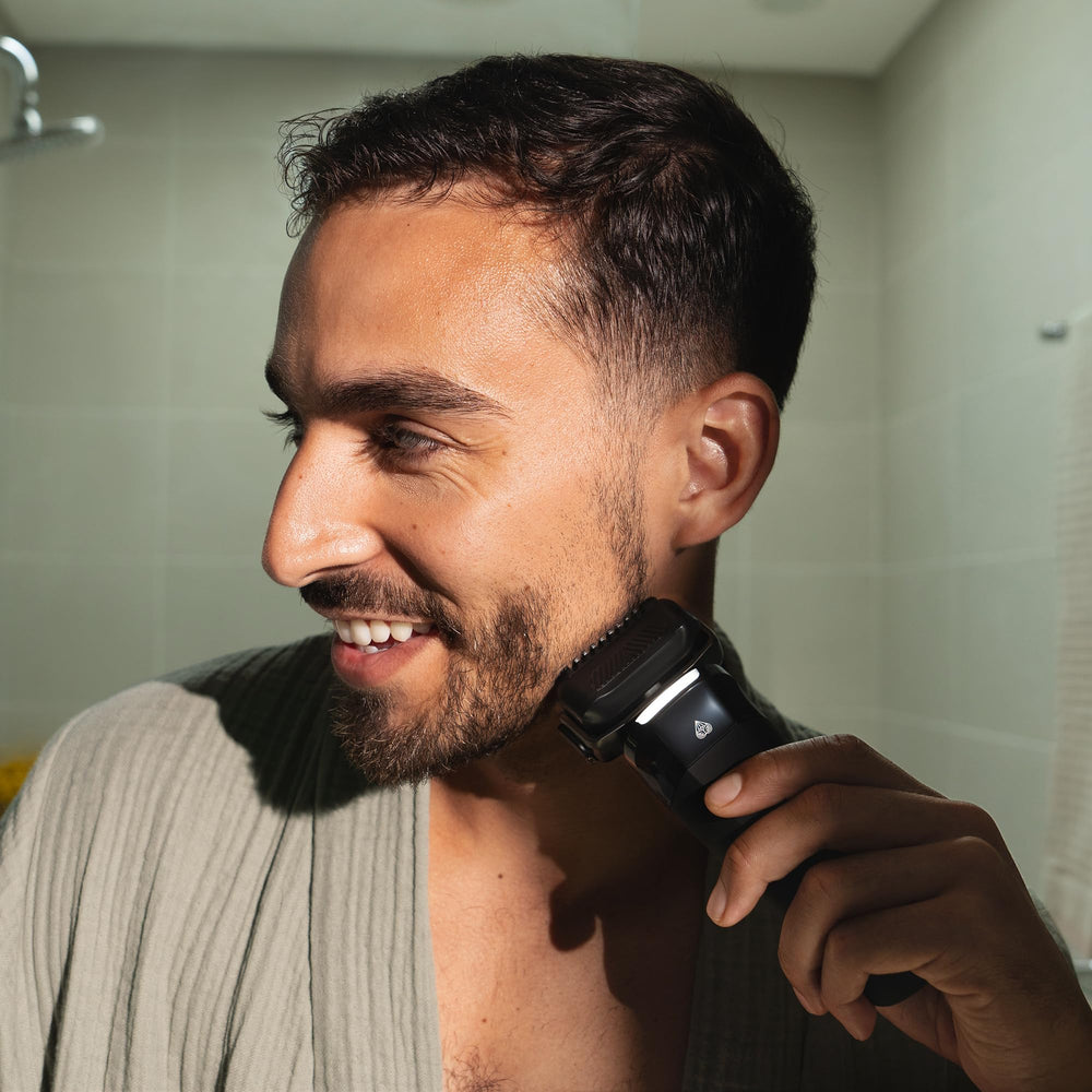 MANSCAPED The Chairman PRO USB-C charging for reliable power and compatibility.
