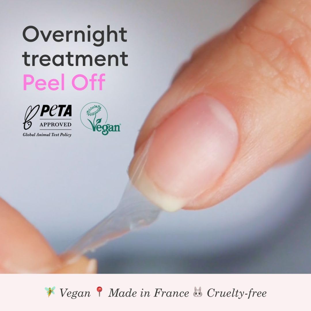 Manucurist SOS Nail Mask application layer shows thick overnight treatment for nourishment.