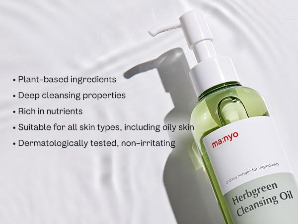 Manyo Herb Green Cleansing Oil suited for sensitive and oily skin