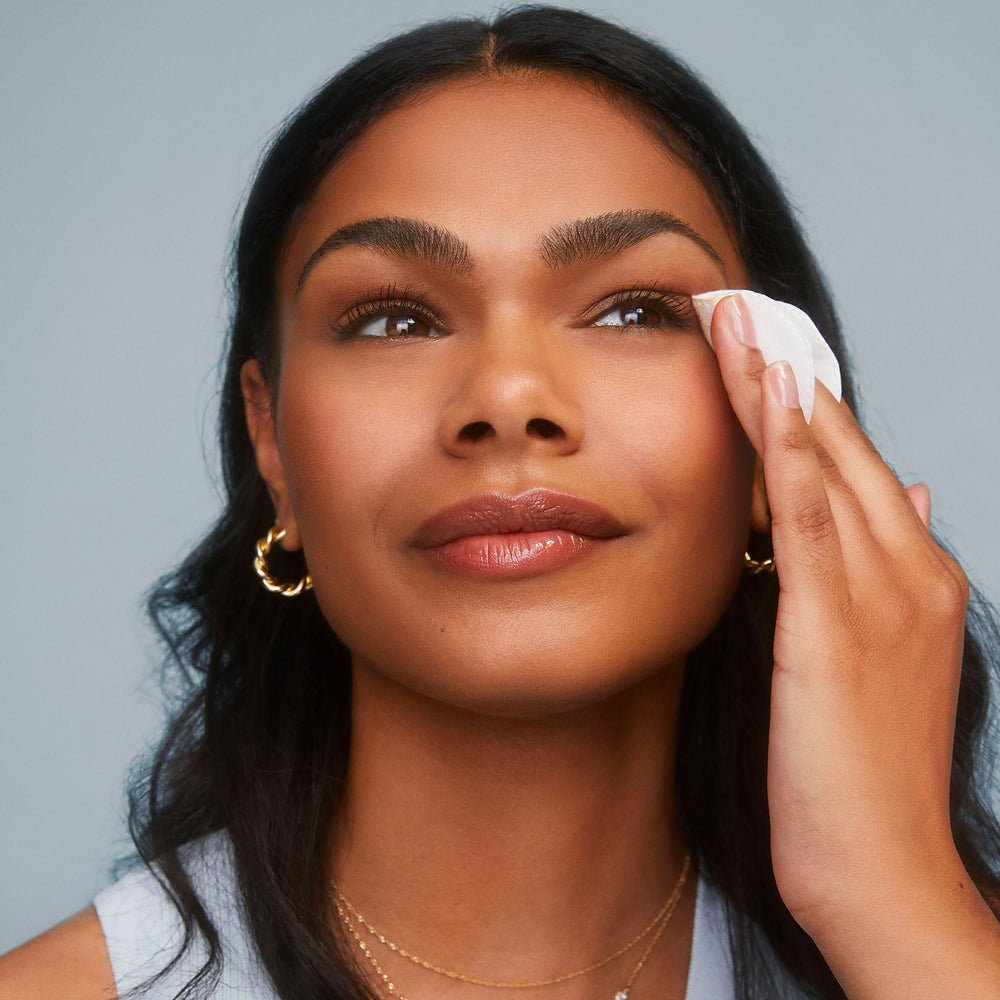 Marcelle pad removing waterproof makeup with a single swipe.