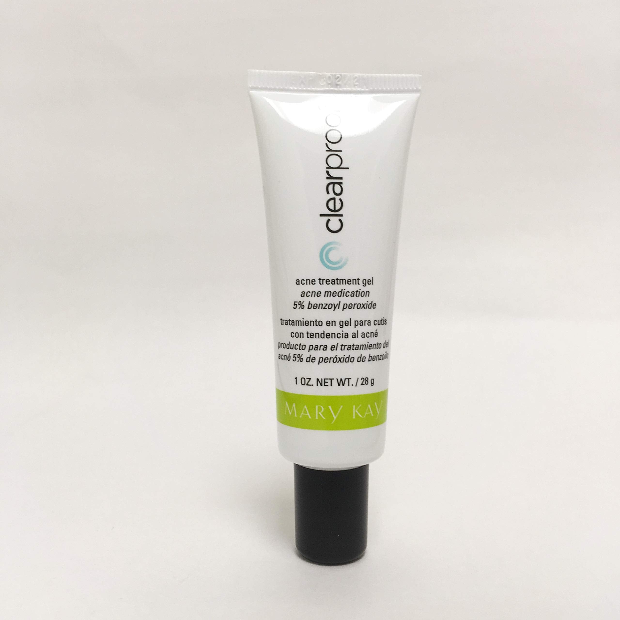 Mary Kay Clear Proof acne-treatment gel 1oz bottle highlights convenient, everyday pore-clearing cleanse.