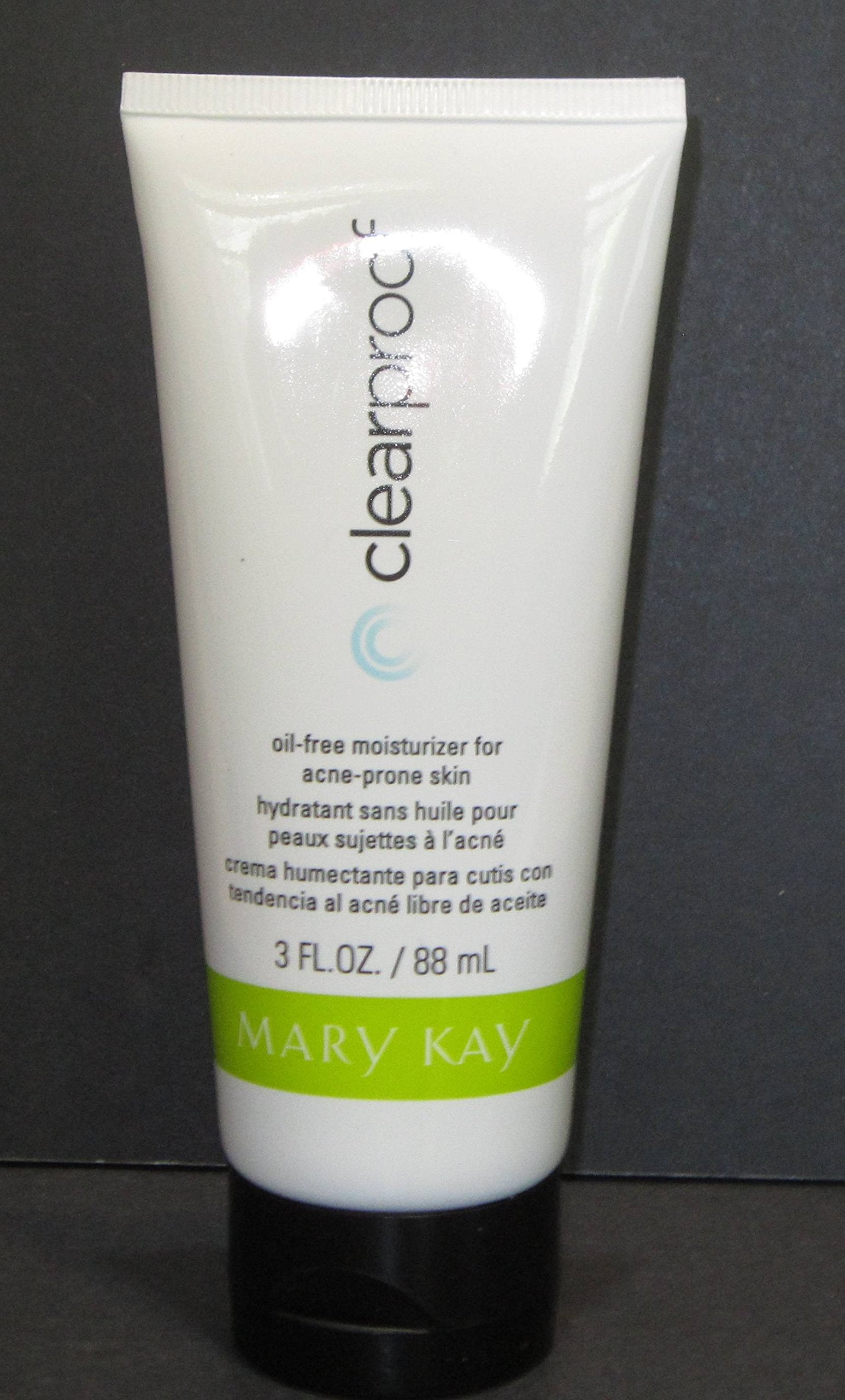 Mary Kay Clear Proof Oil-Free Moisturizer bottle focus delivers balanced hydration with a matte finish.