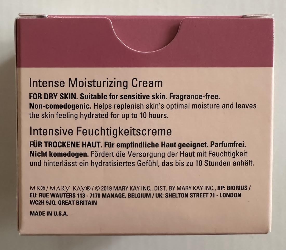 Mary Kay Intense Moisturizing Cream ingredient highlight shows marine extract, vitamin E, minerals.