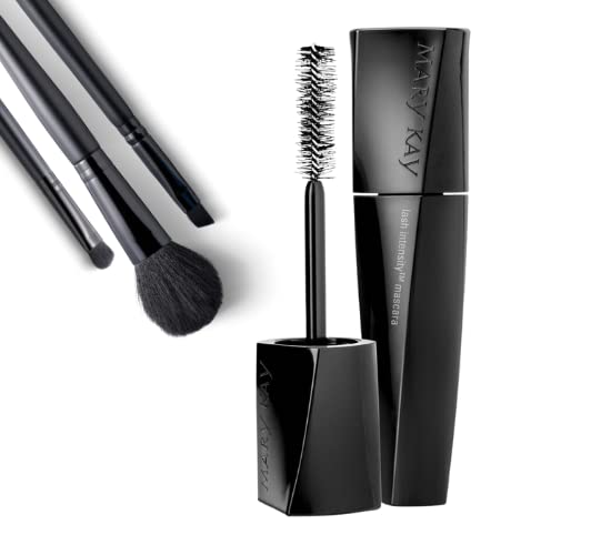 Mary Kay Lash Intensity Mascara long-wear look scene suggests all-day confidence.