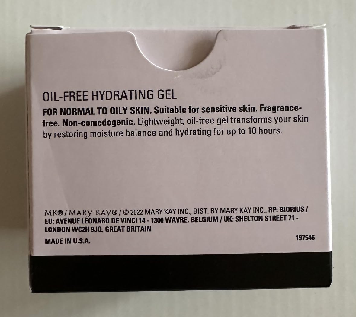 Mary Kay Oil-Free Hydrating Gel makeup-ready—no shine, smooth base for cosmetics.