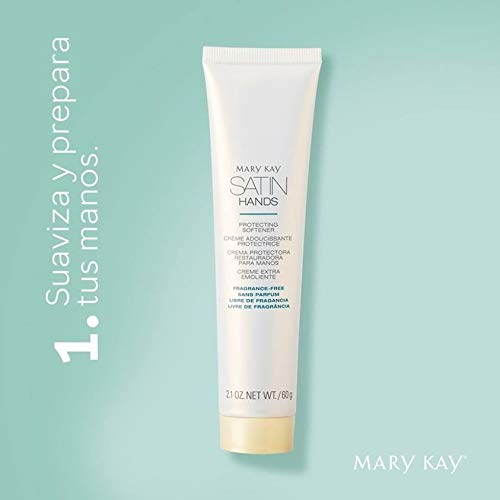 Close up of Mary Kay Satin Hands Nourishing Shea Cream texture showing creamy consistency