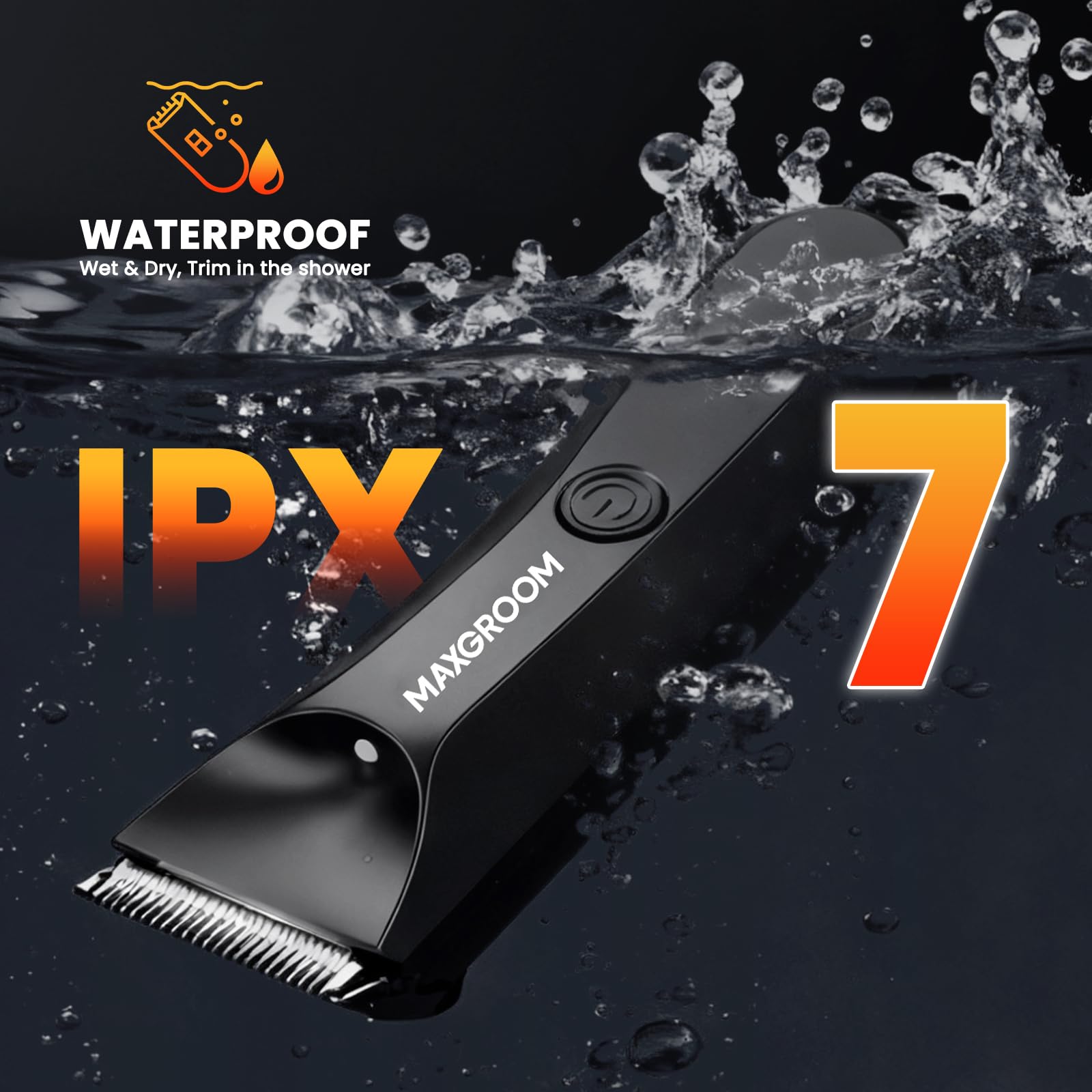 MAXGROOM ergonomic R-shaped blade offers a comfortable glide