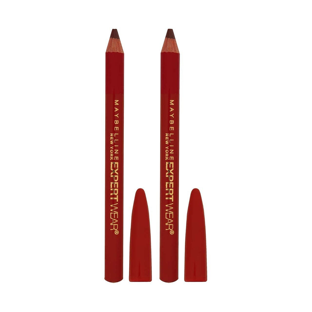 Maybelline Expert Wear cap close-up reveals creamy texture and precise tip