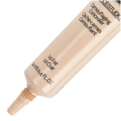 Maybelline Master Conceal under-eye application for bright, seamless blending.