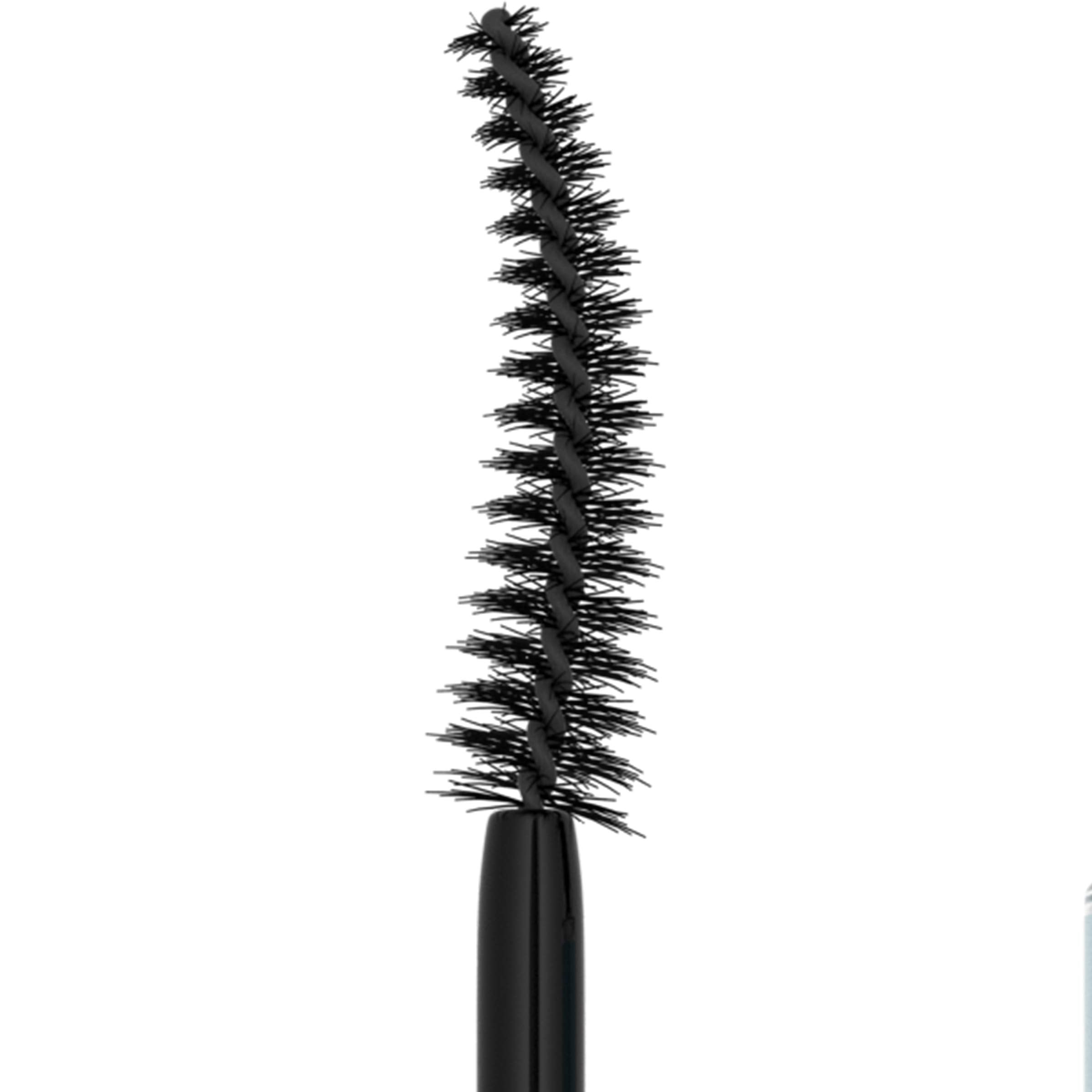 Maybelline Snapscara easy-glide brush enables smooth, even coverage across lashes.