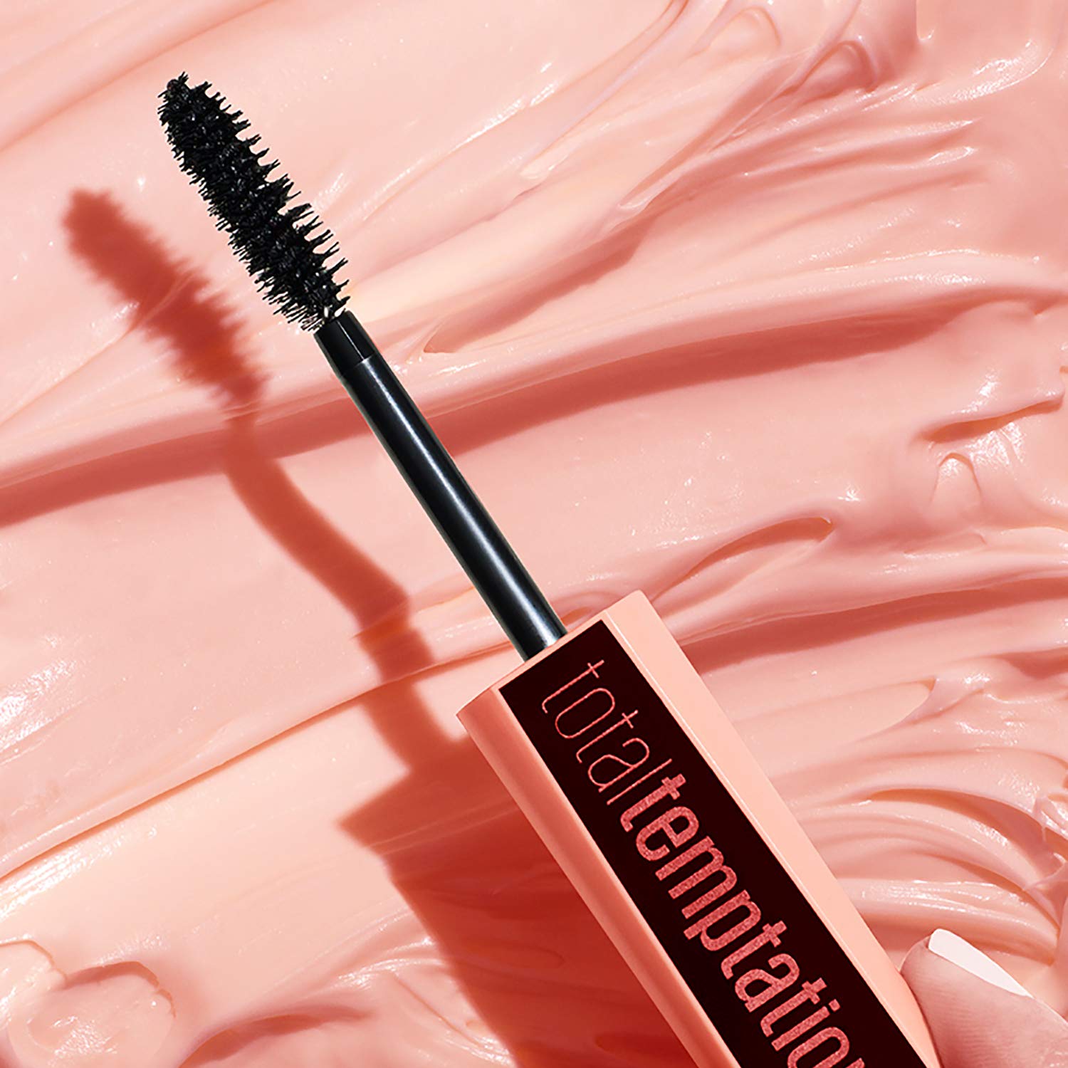 Maybelline Total Temptation mascara brush detail highlights bristle design