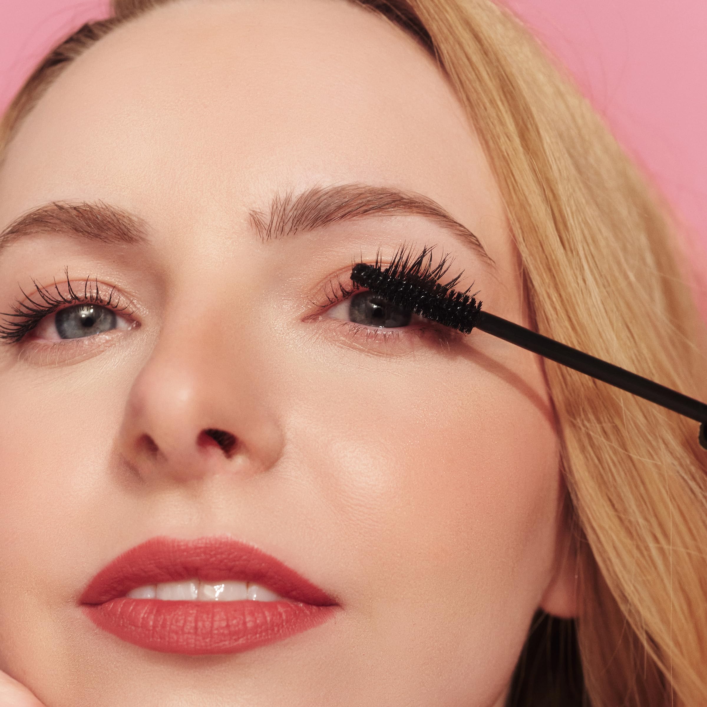 MCoBeauty Xtendlash tubing mascara brush detail showing smooth application.