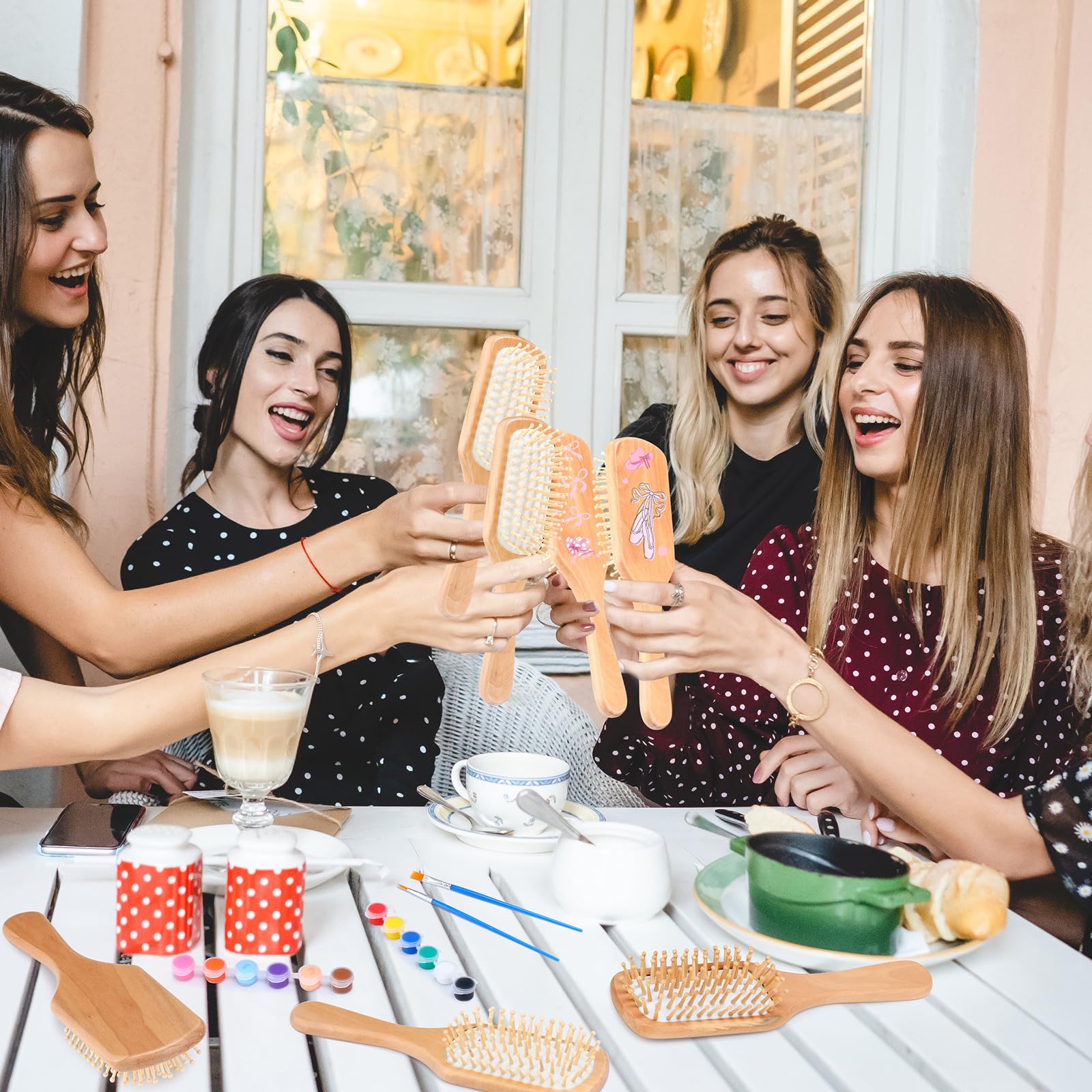 Meanplan six-piece kit makes a unique gift for crafters and party planners.