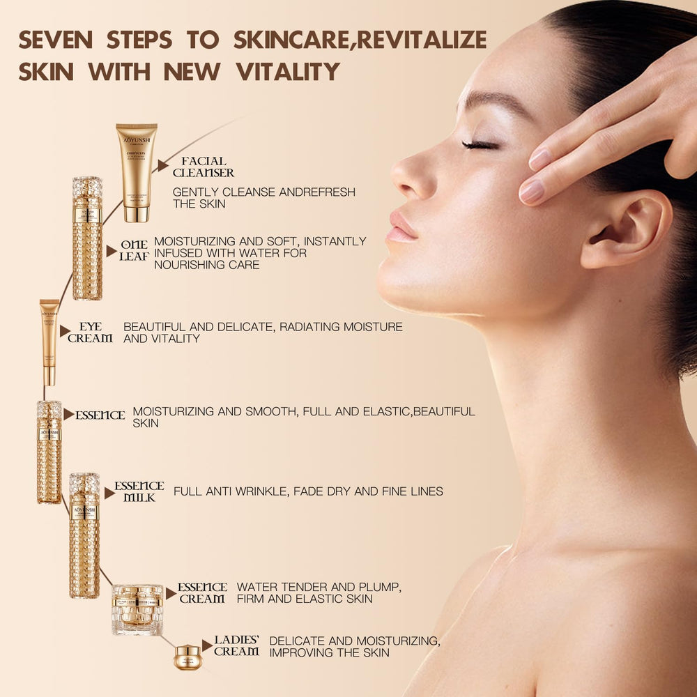 MEIYUANNAISI essence-toner prepares skin for hydration and even texture.