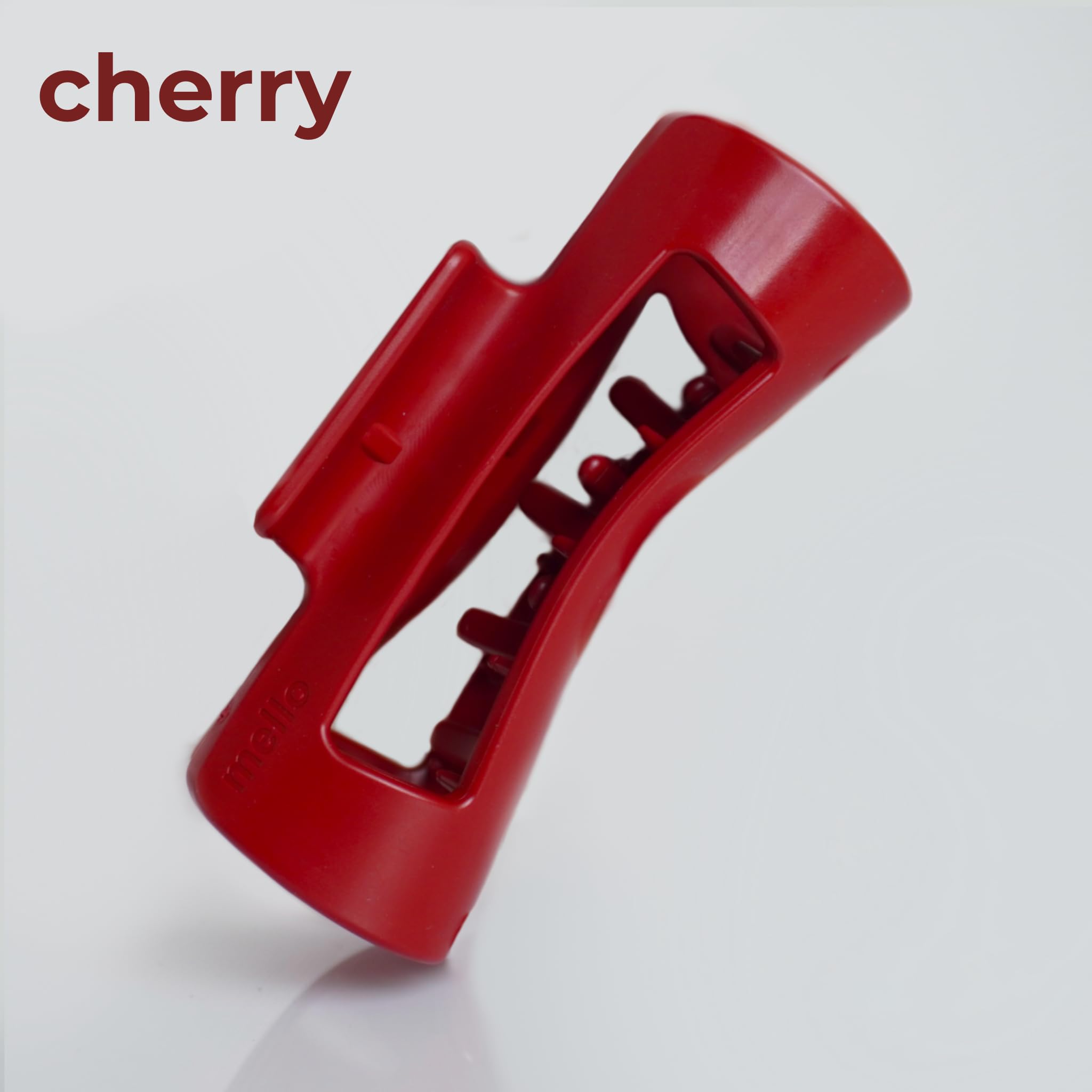 Mello Original claw clip red pack demonstrates ergonomic design for comfortable styling