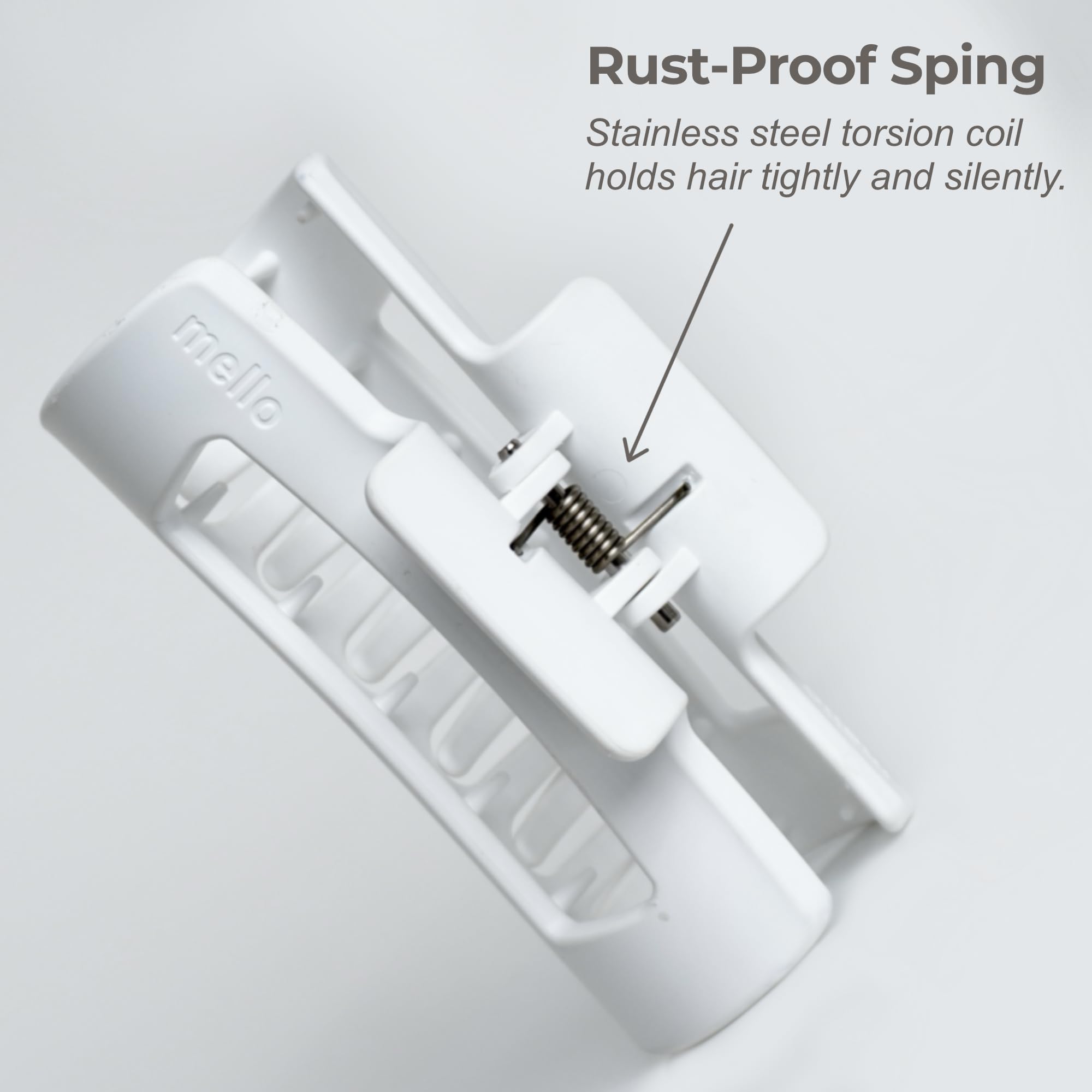 MELLO squishy clip close-up demonstrates flexible material for comfortable wear.