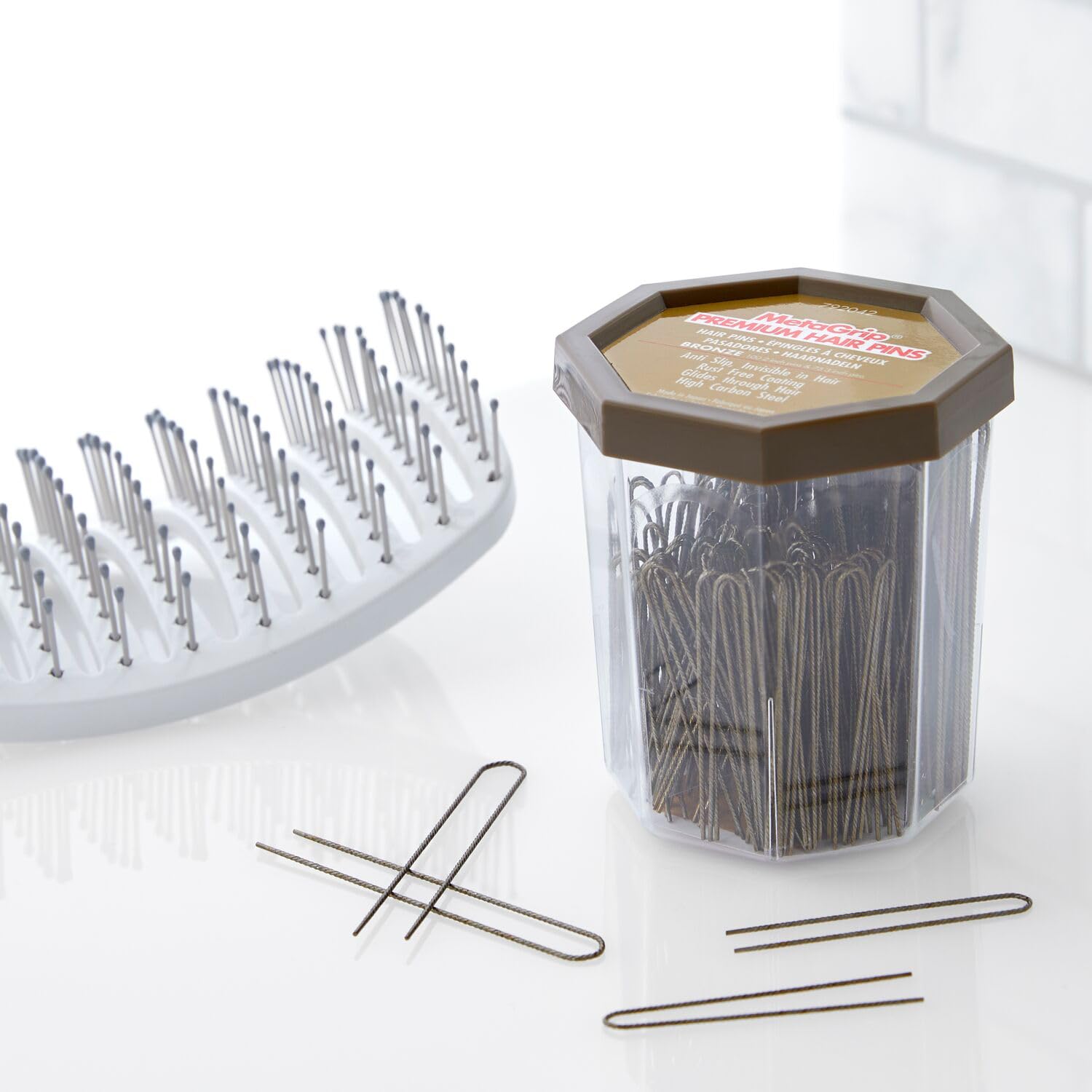 MetaGrip Premium Bronze Hair Pins packaging shows 175-count set