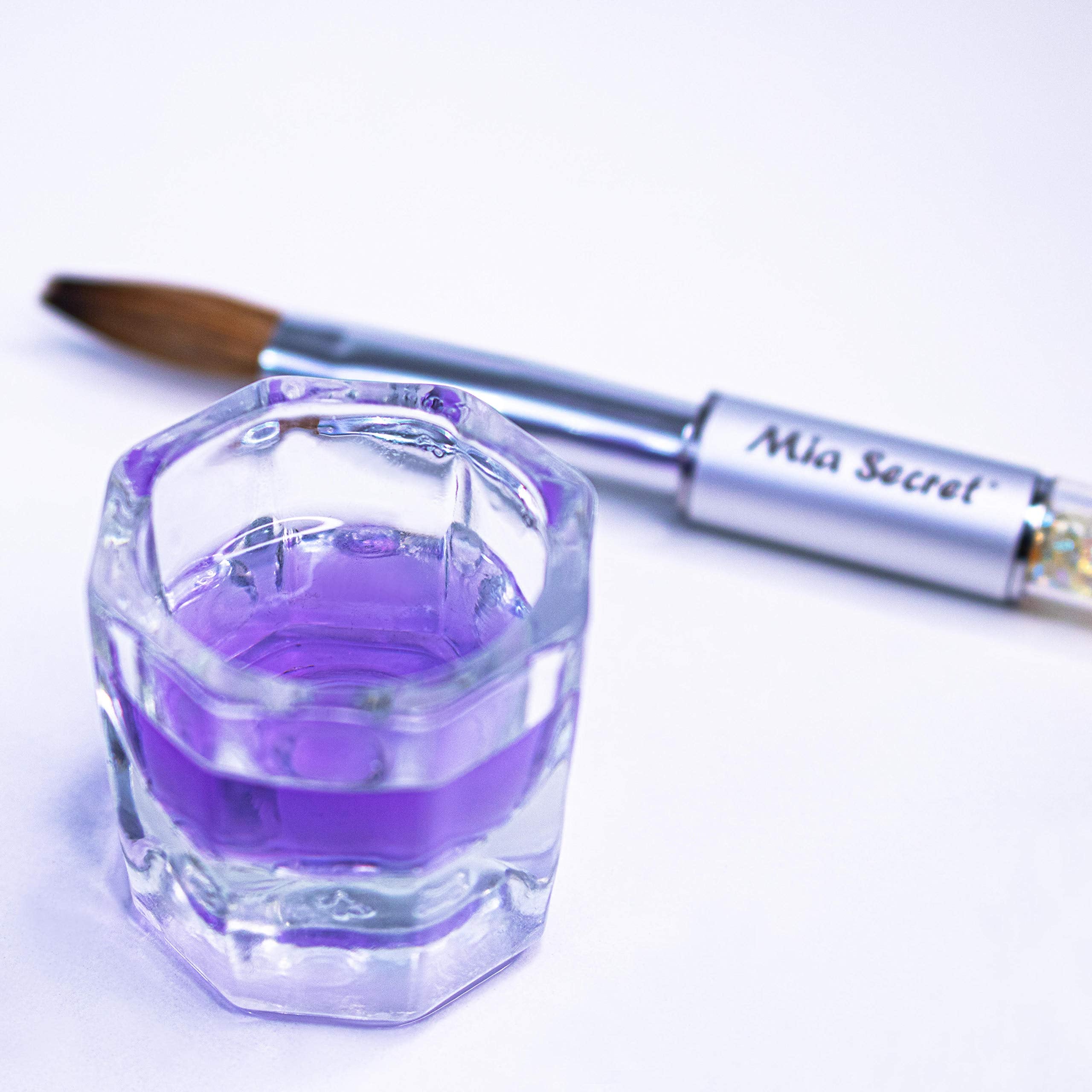 Mia Secret professional nail workspace image emphasizes efficiency and clean prep.