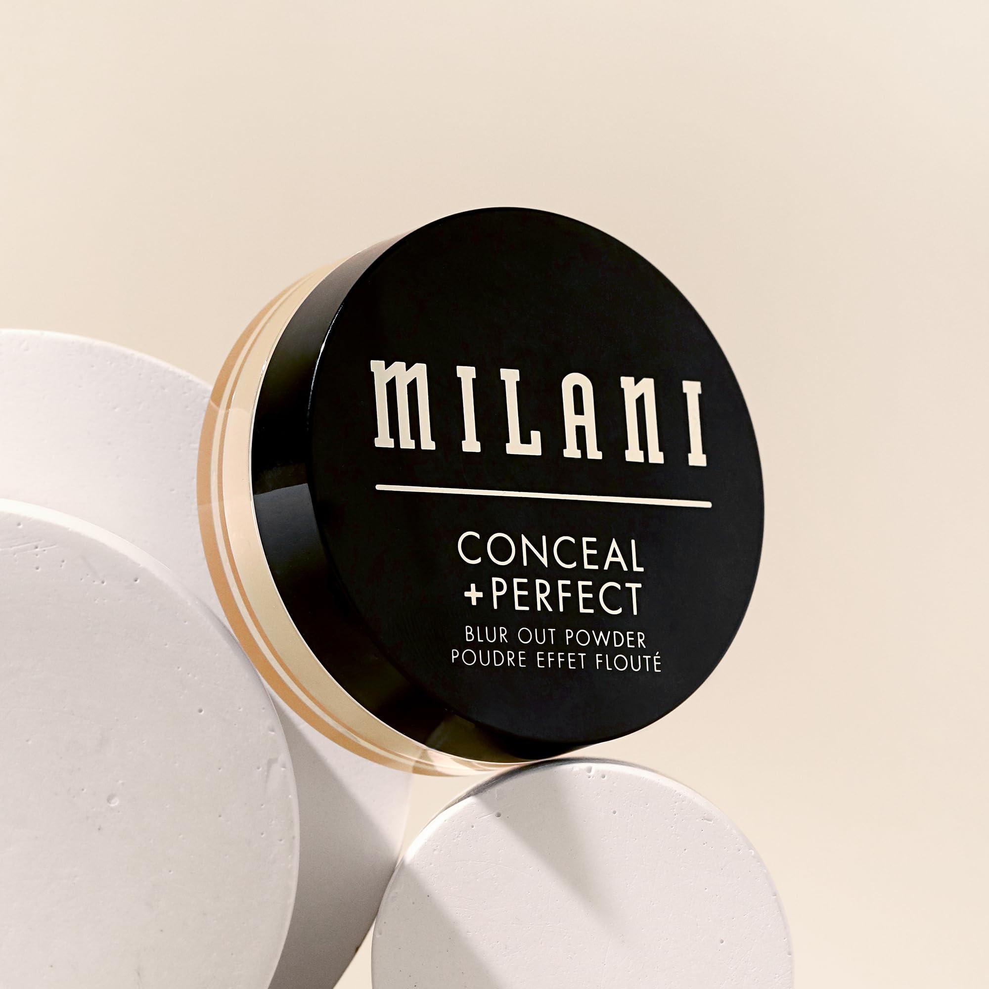 Milani talc-free formula lightweight powder provides silky skin for daily wear.
