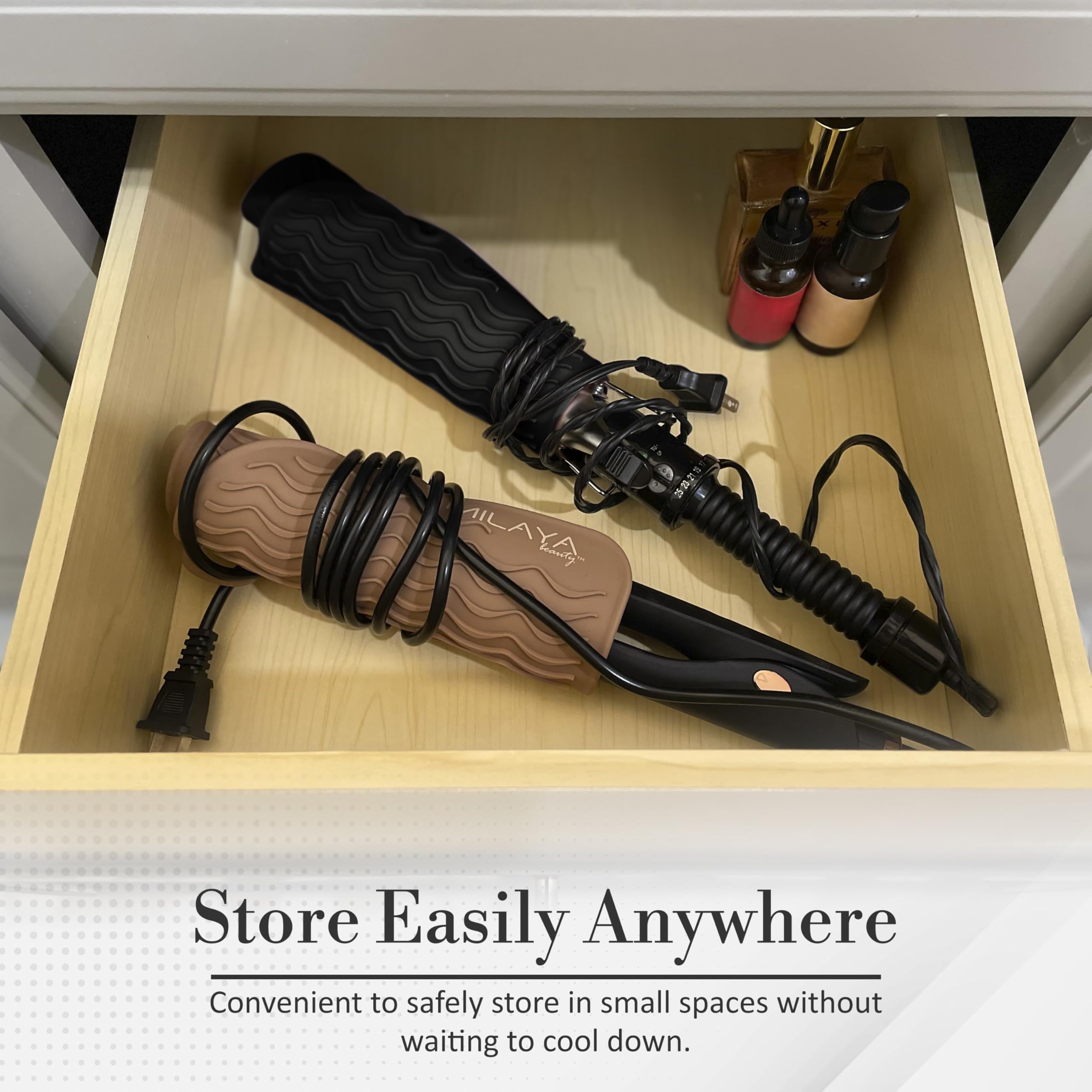 Milaya Beauty flat-iron-holder-mat creates a safe, organized workspace.