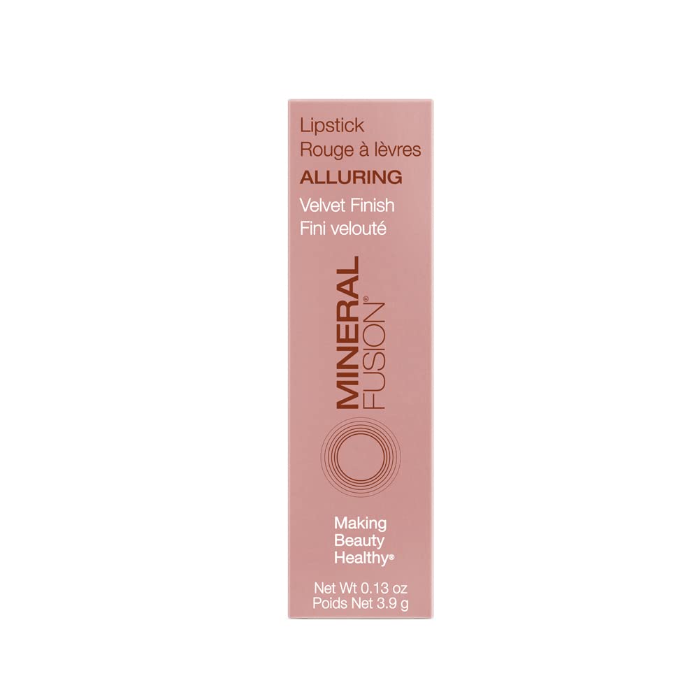 Mineral Fusion Alluring lipstick application demonstrates precise, comfortable wear.