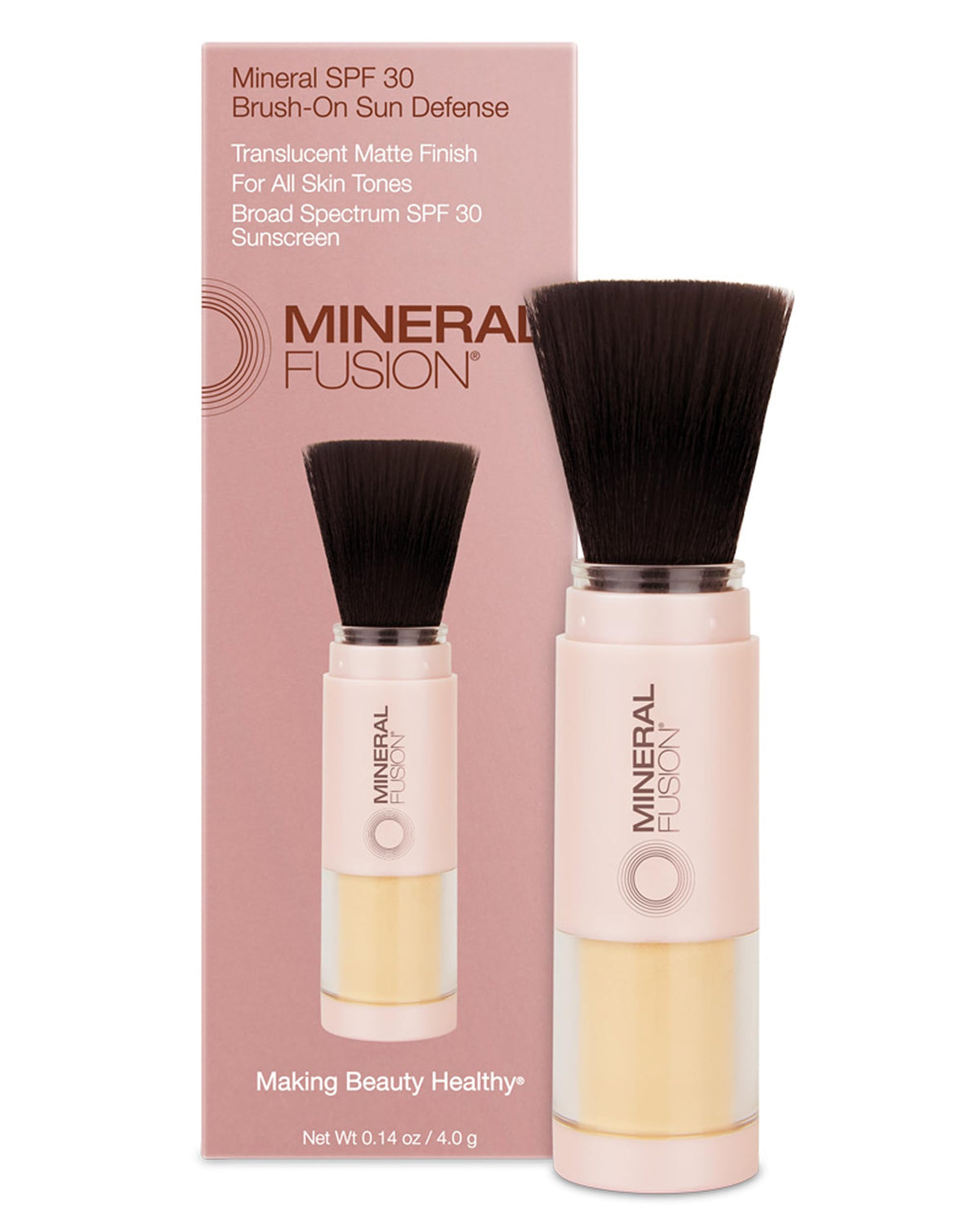 Mineral Fusion brush-on powder sunscreen application shows an invisible matte finish.