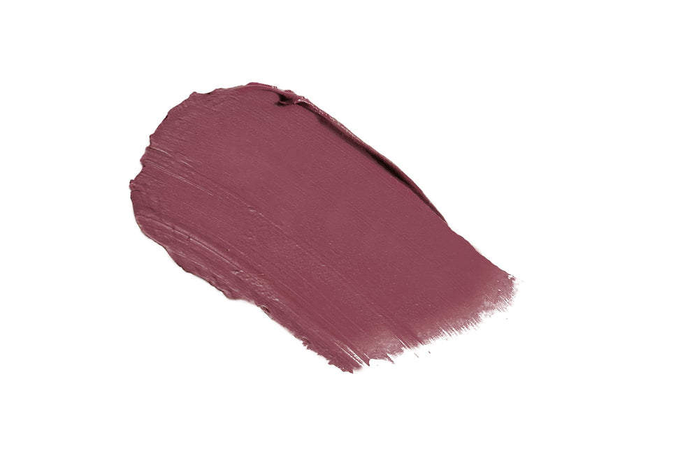Mineral Fusion Alluring lipstick enriched with vitamins for antioxidant protection.