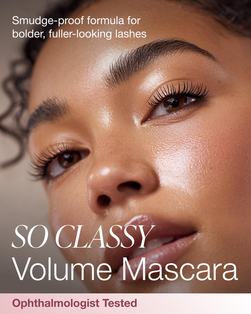 Closeup of the Mineral Fusion brush showing smooth, even coating.