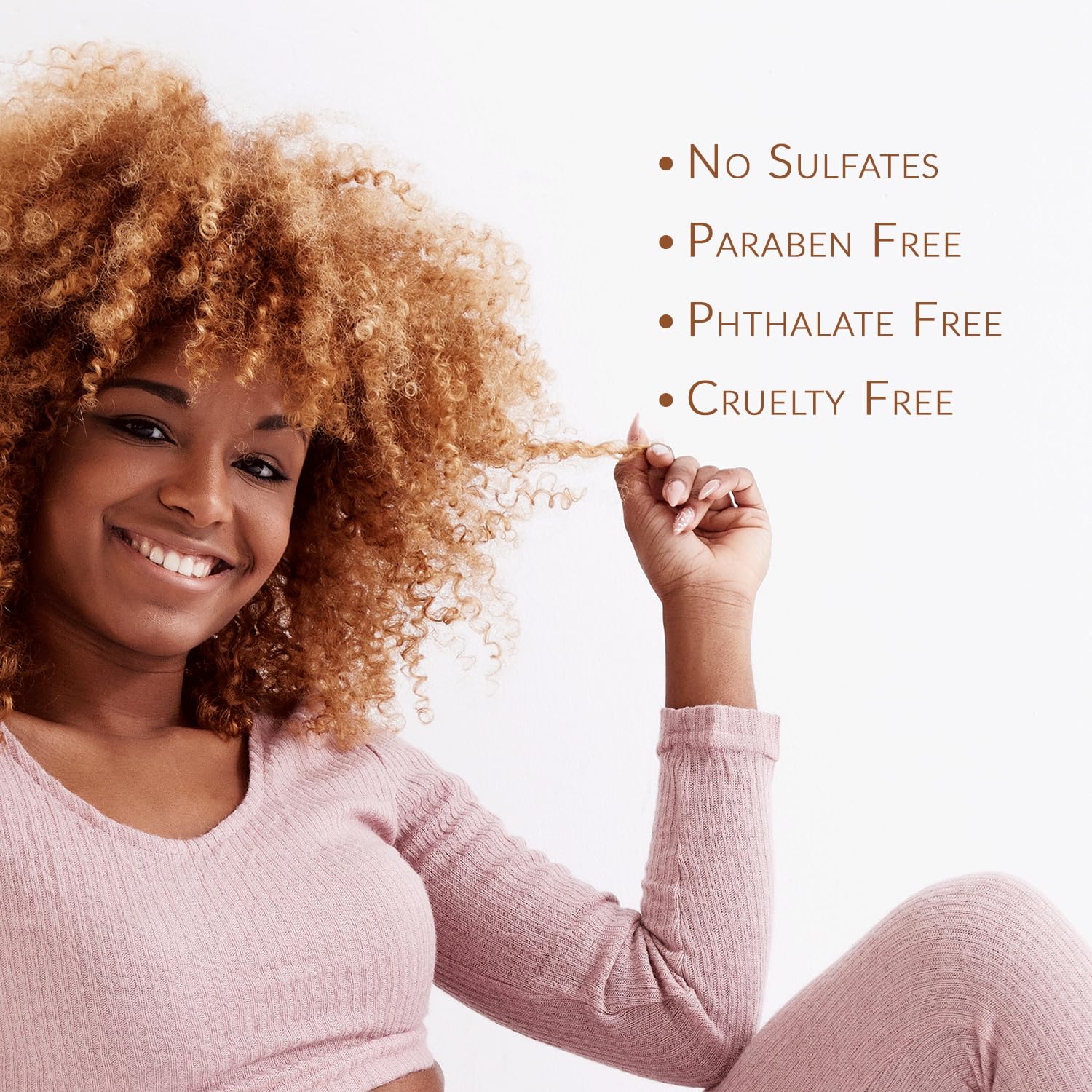 Mixed Chicks shampoo closeup hair cleaning conveys scalp-care and gentle cleansing