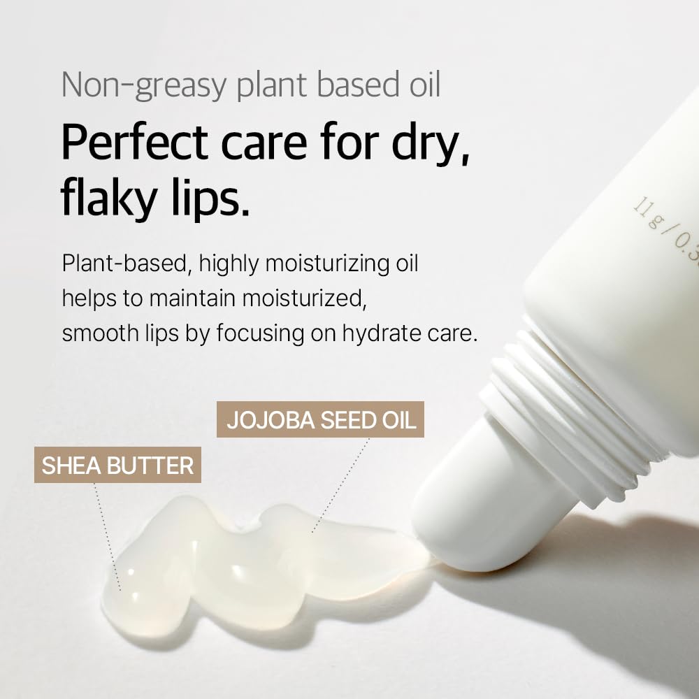 mixsoon Fermented-bean-shea-butter-ingredients closeup highlights nourishing plant-based goodness.