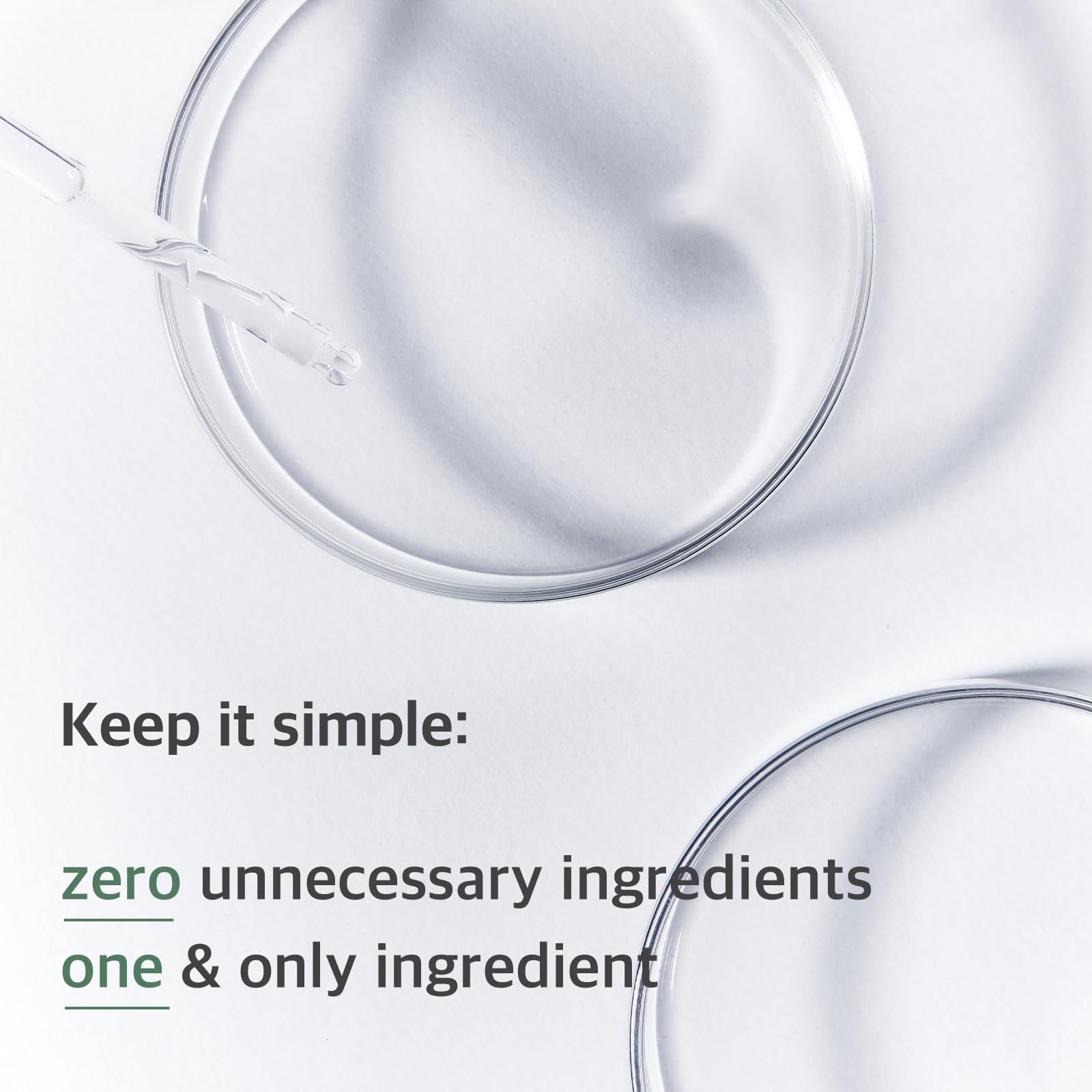 Mixsoon Galactomyces Ferment Essence liquid pour signals quick-absorb hydration for daily use.