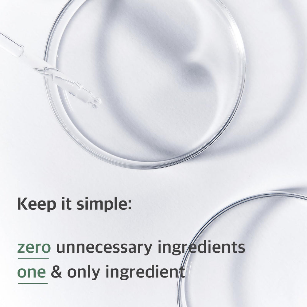 Mixsoon Galactomyces Ferment Essence liquid pour signals quick-absorb hydration for daily use.