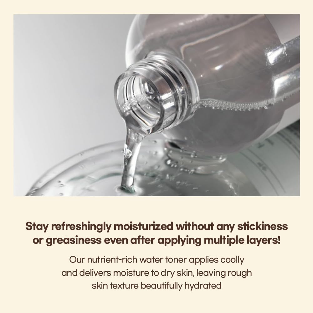 Mixsoon toner applied to cheek shows gentle absorbency and glow.