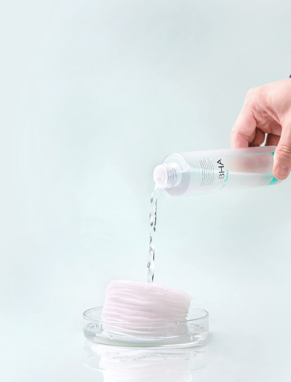 MIZON daily clean toner skin texture outline suggests smoother skin