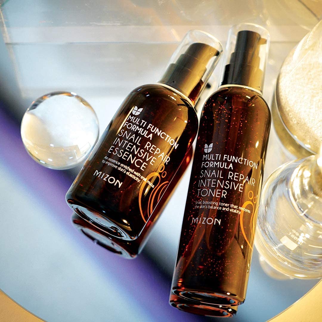 MIZON toner highlighting hydration balance for healthier skin texture.